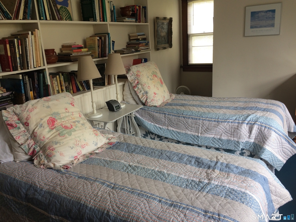 14 New Preston Hill Road - Photo 6