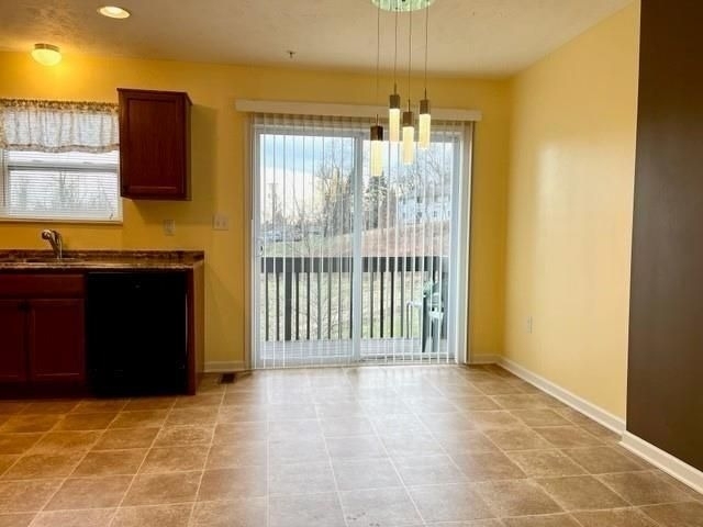 209 Ascot Ct - Photo 4