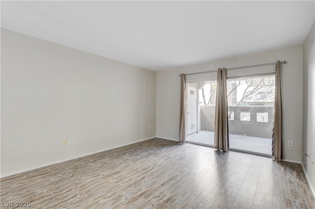1908 Desert Falls Court - Photo 17