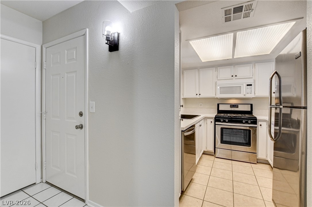 1908 Desert Falls Court - Photo 6