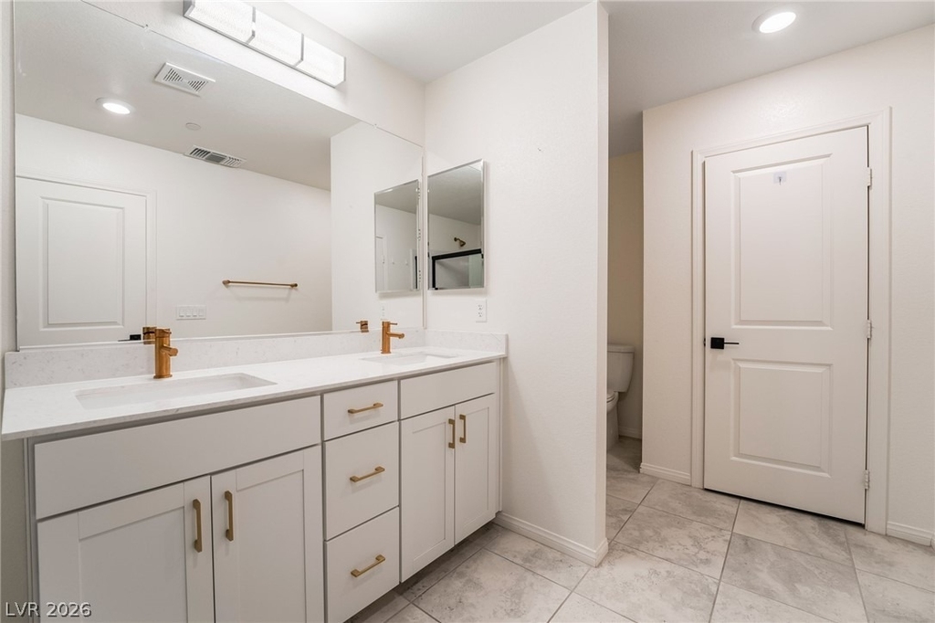 2479 Bellinzona Place - Photo 18