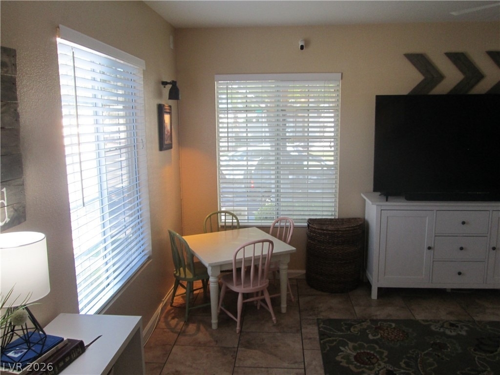 221 Luninborg Street - Photo 7
