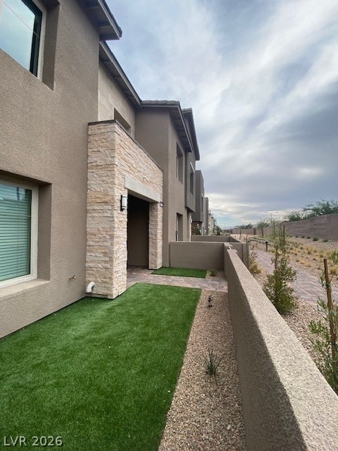 600 N Carriage Hill Drive - Photo 3