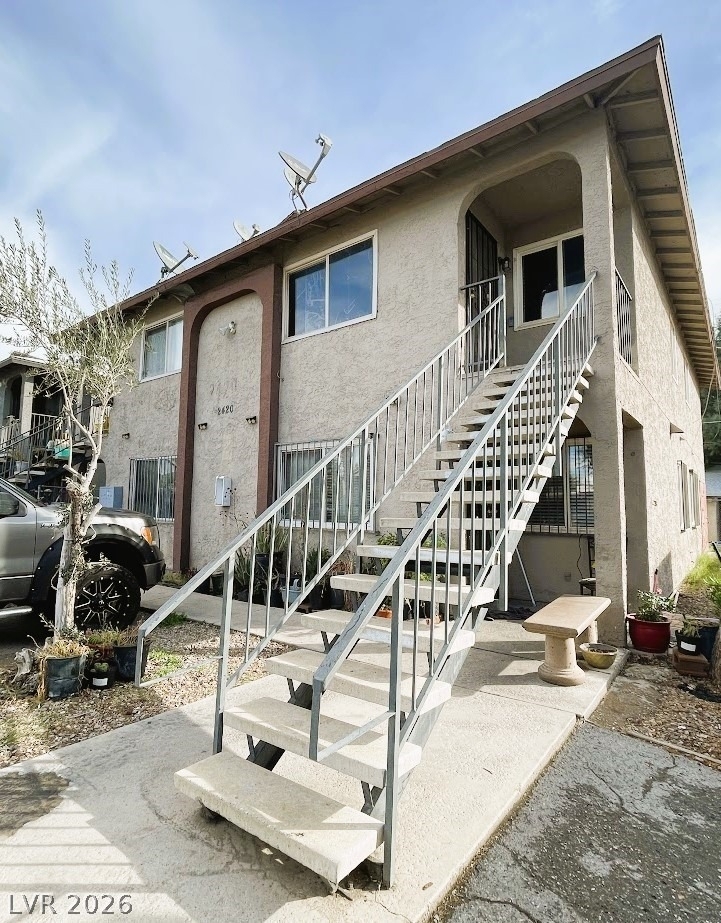 2420 Ellis Street - Photo 0