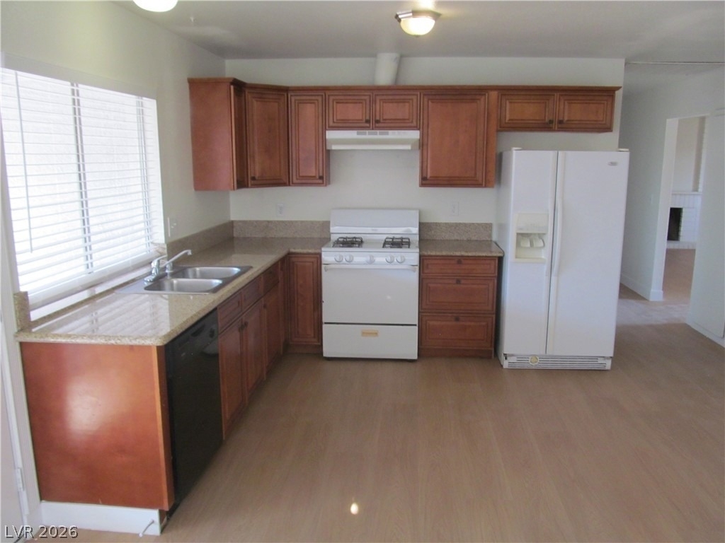 7036 Pinebrook Court - Photo 17