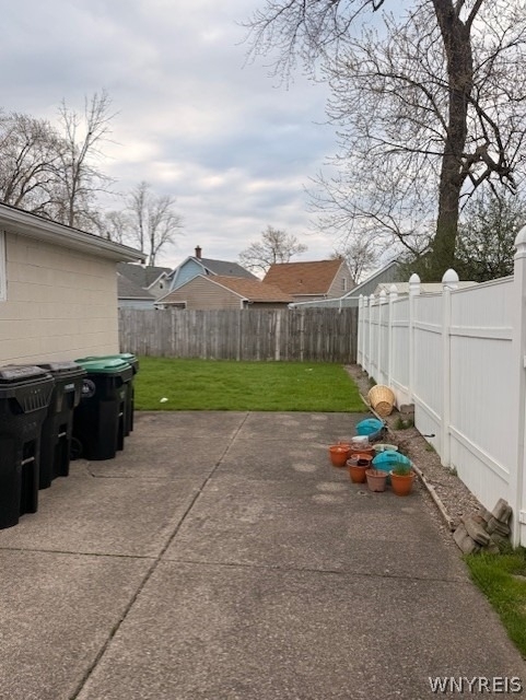203 Highland Avenue - Photo 6