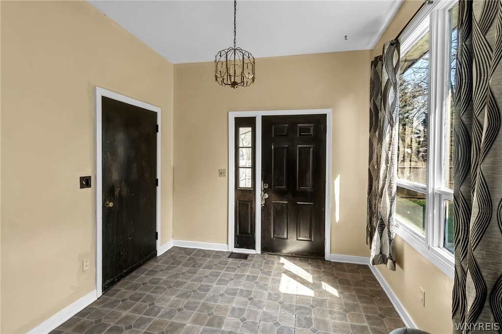4098 Bailey Avenue - Photo 12