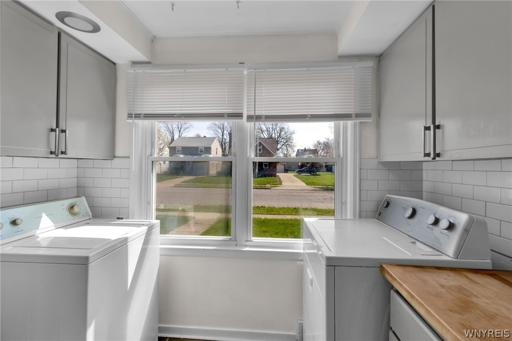 4098 Bailey Avenue - Photo 5