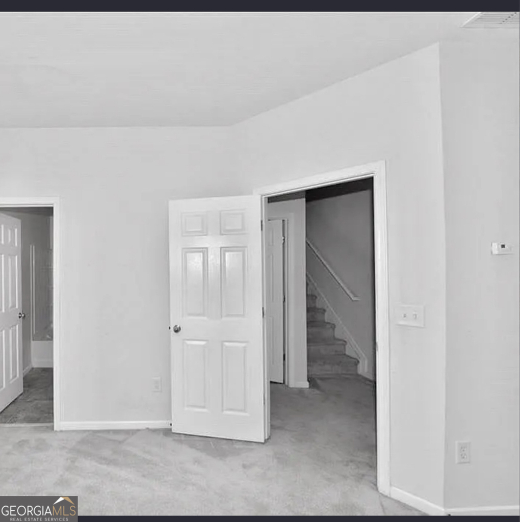 3266 Mill Springs Circle - Photo 9