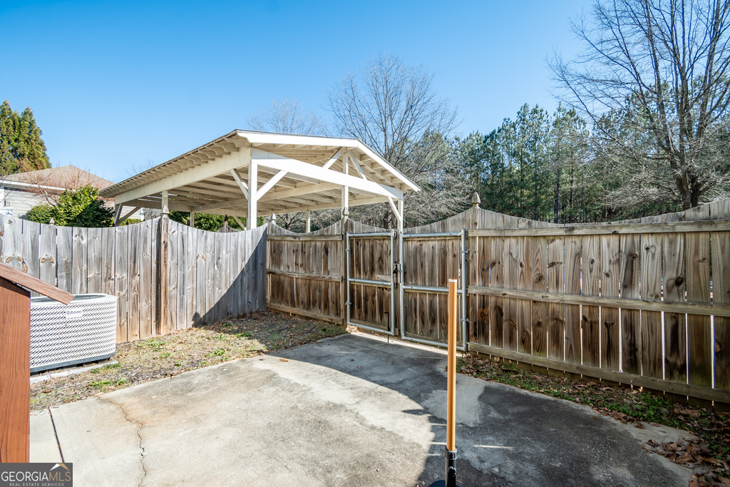 83 Charter Oak Drive - Photo 37