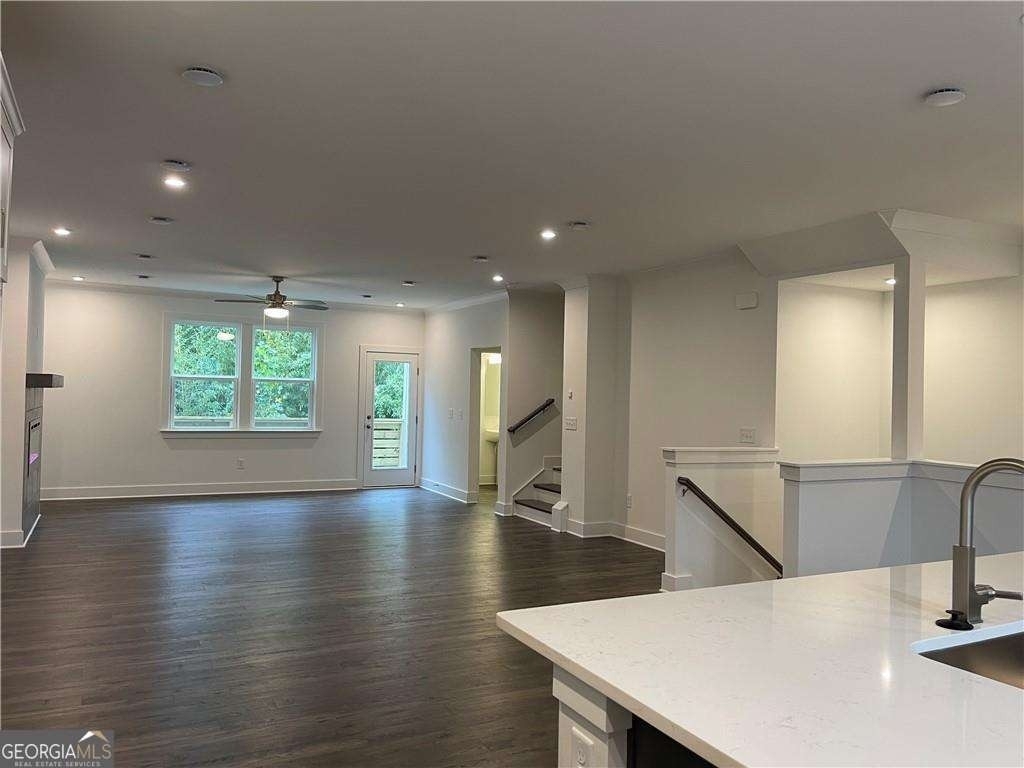 3391 Catalan Alley - Photo 6