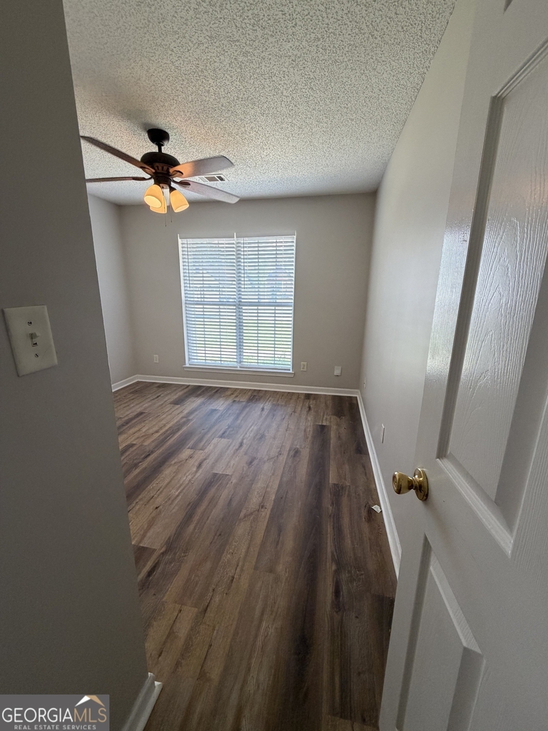 3020 Meadow Glen Pass - Photo 9