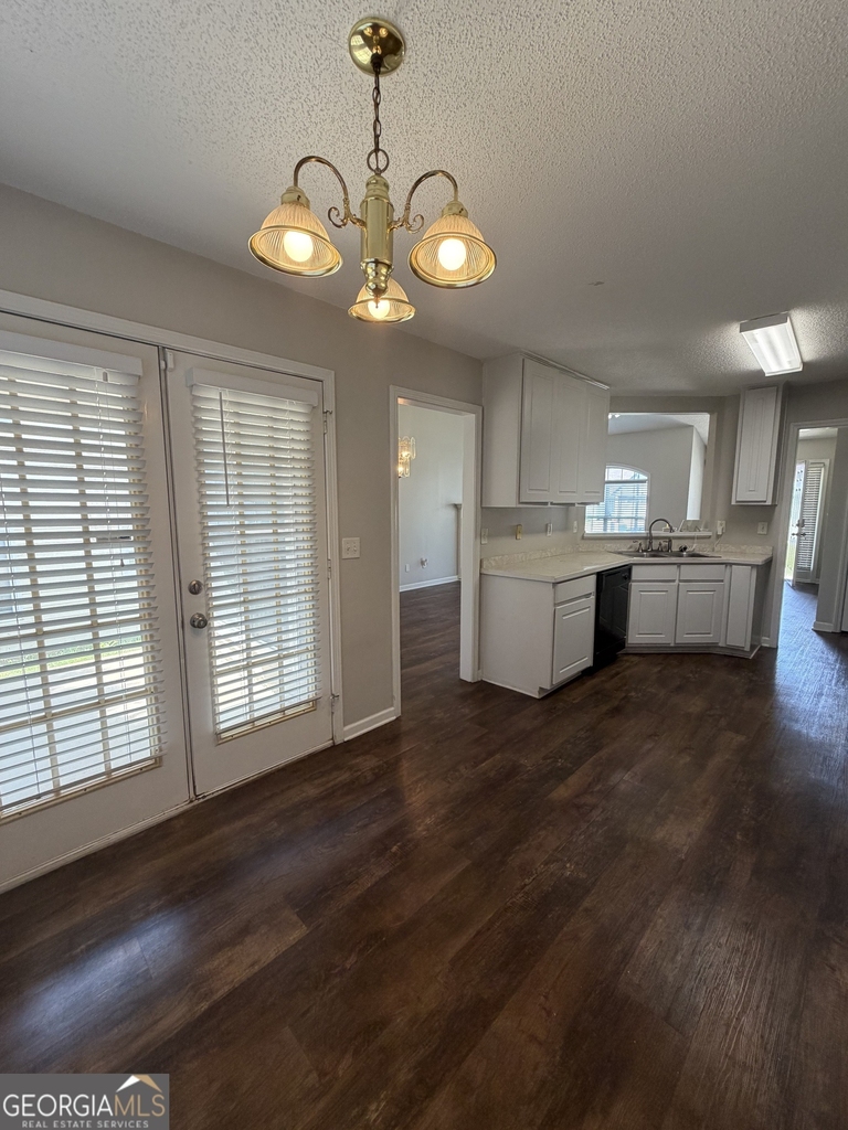 3020 Meadow Glen Pass - Photo 3