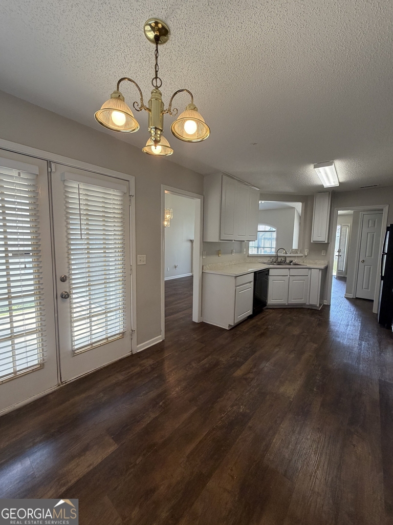 3020 Meadow Glen Pass - Photo 30