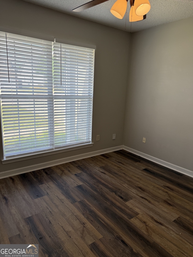 3020 Meadow Glen Pass - Photo 11