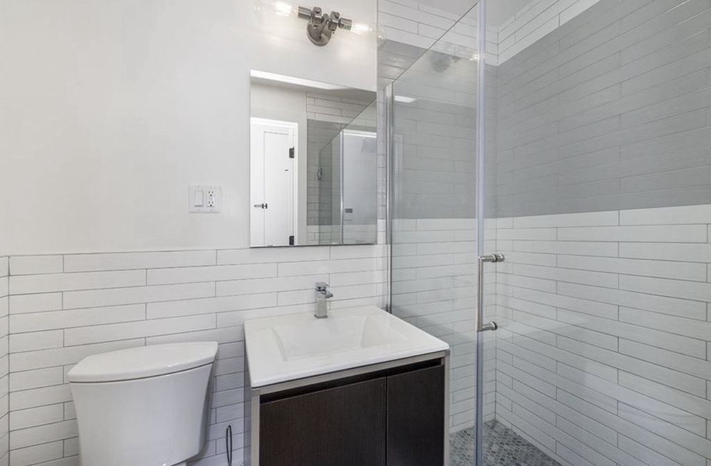1st Avenue - Photo 5