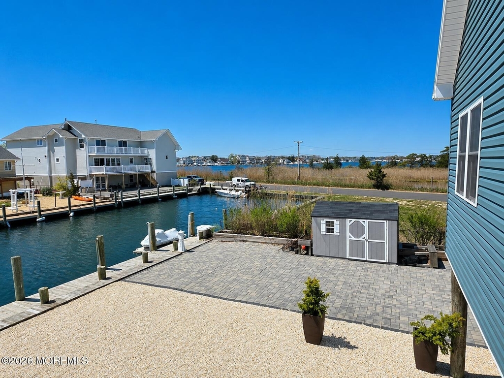 1825 Boat Point Drive - Photo 3