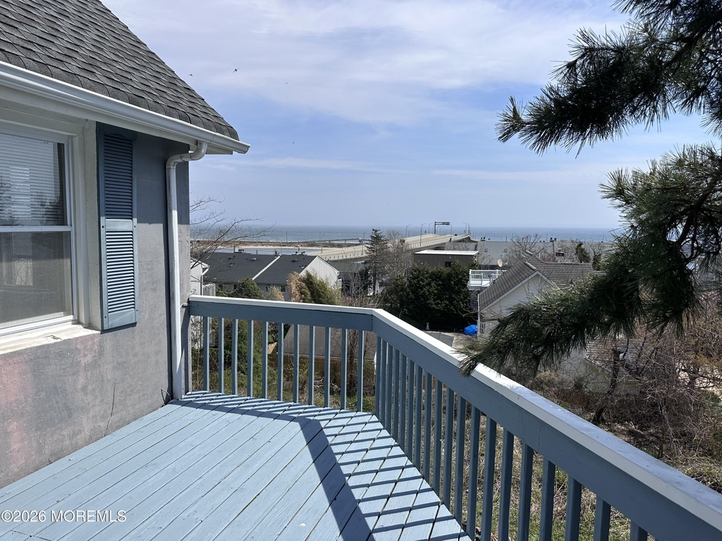 10 Ocean Street - Photo 0