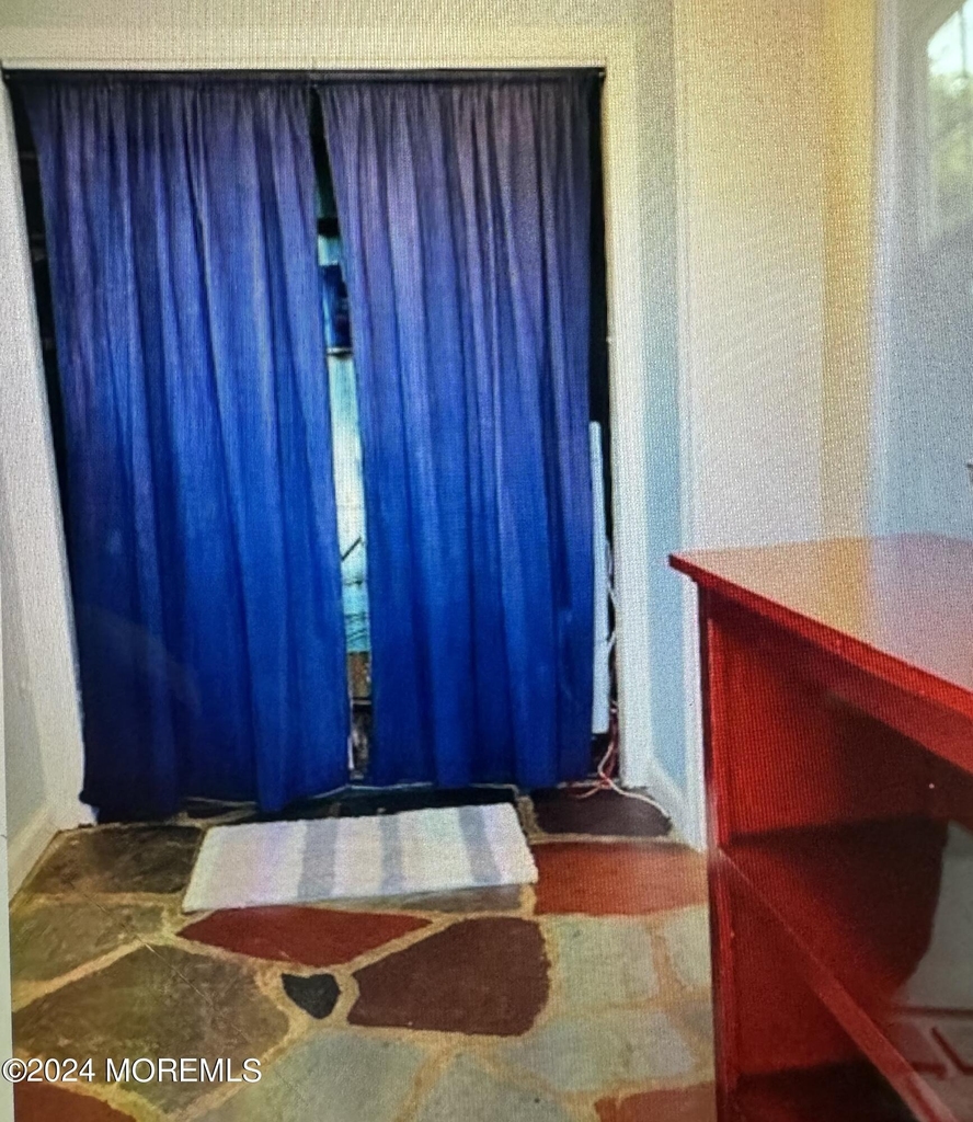 63 Marion Place - Photo 3