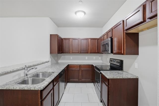514 E Hazelwood Street - Photo 5