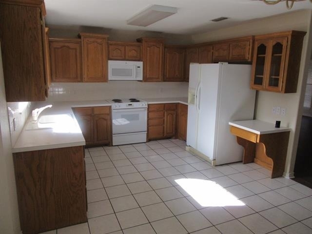 5280 Western Plains Avenue - Photo 5