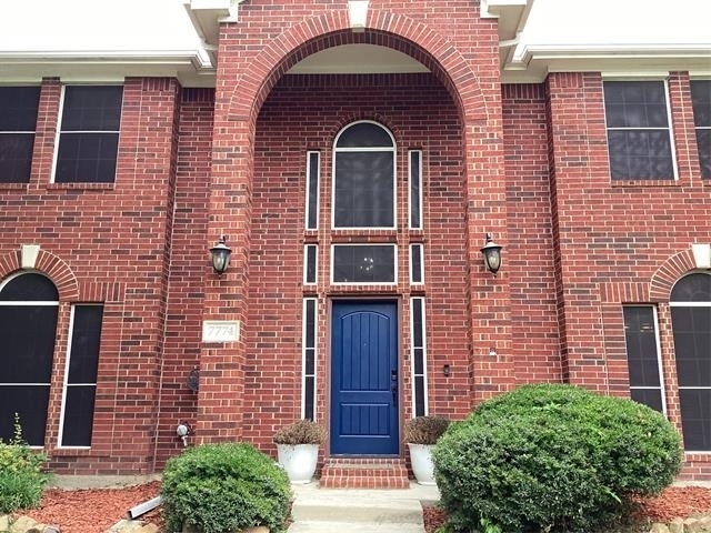 7774 Park Downs Drive - Photo 1