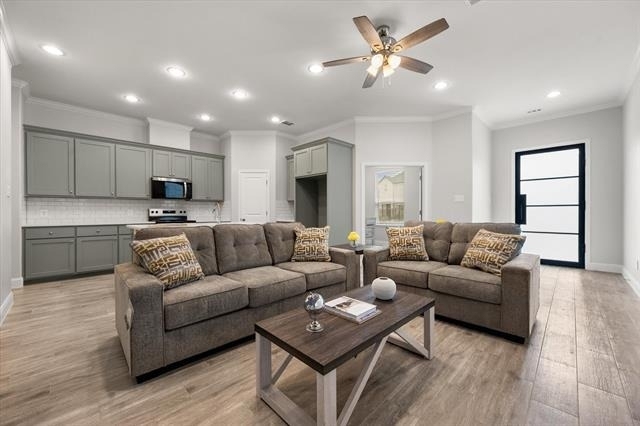 2360 Spring Park Boulevard - Photo 9