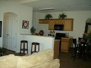 936 Sylvia Street - Photo 2