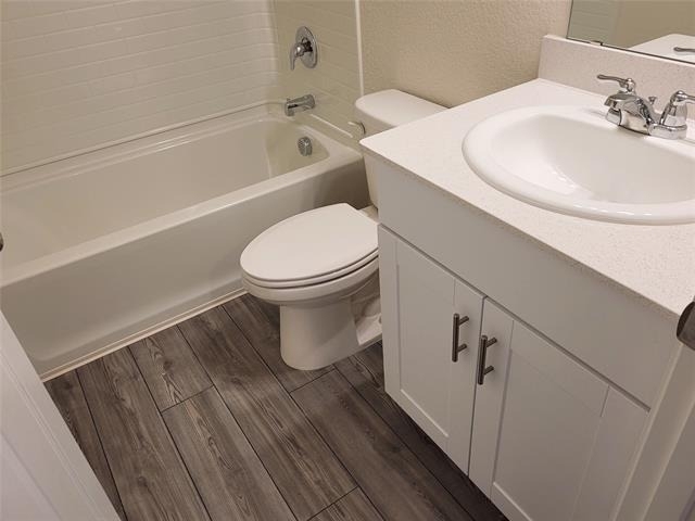 1049 Knightly Lane - Photo 14