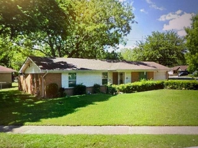 112 Sw Murphy Road - Photo 0