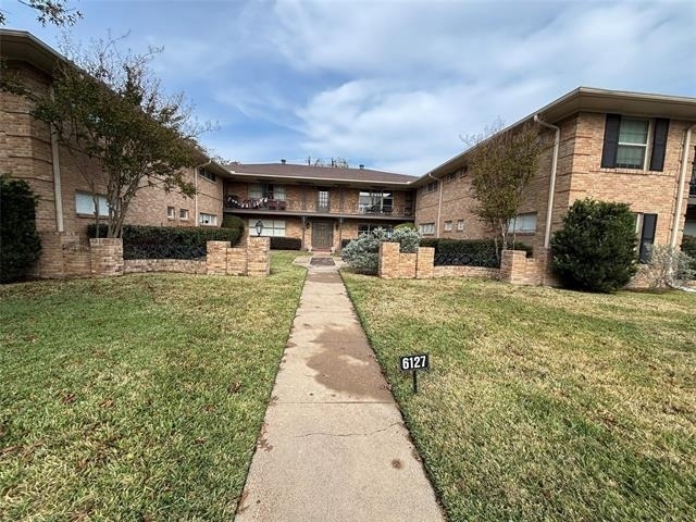 6127 Bandera Avenue - Photo 0