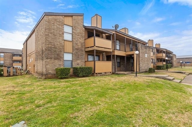2515 Altamesa Boulevard - Photo 14