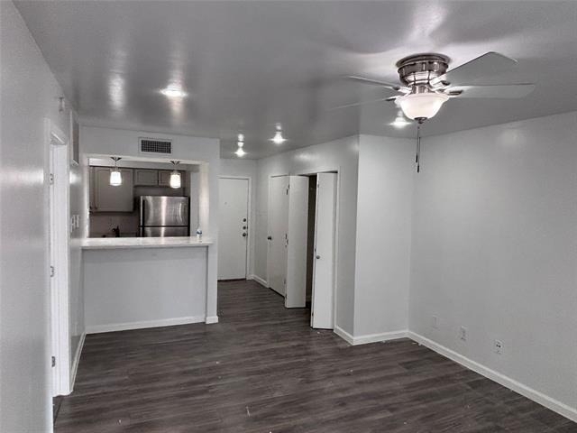 4300 Congress Avenue - Photo 3