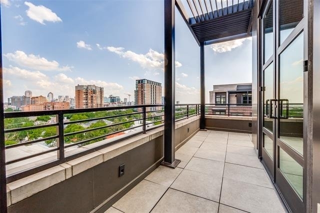2929 Oak Lawn Avenue - Photo 5