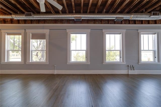 703 W Magnolia Avenue - Photo 4