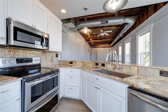 703 W Magnolia Avenue - Photo 8