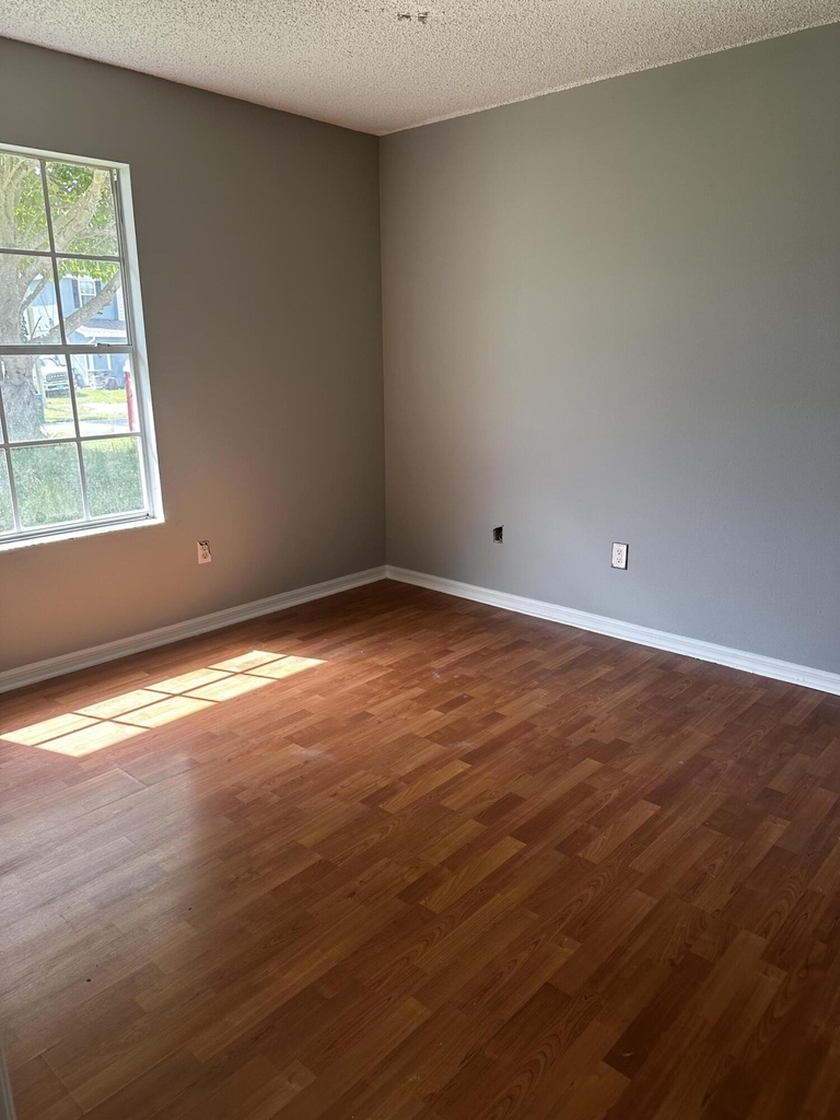 1021 Sw Dubois Avenue - Photo 12