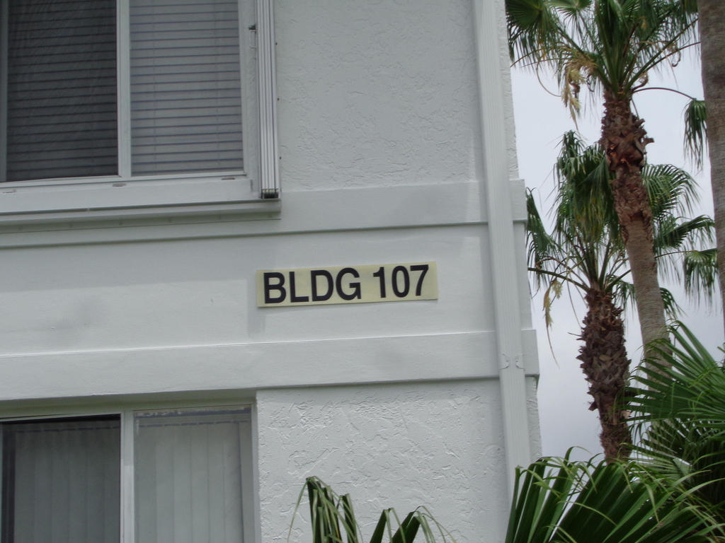 2512 Se Anchorage Cove - Photo 2