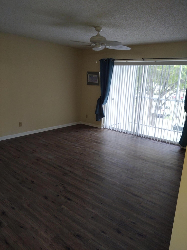2512 Se Anchorage Cove - Photo 4