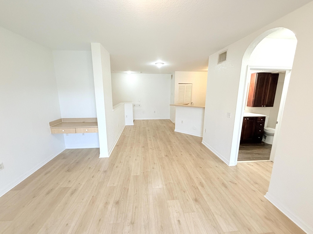 1302 Belmont Lane - Photo 3