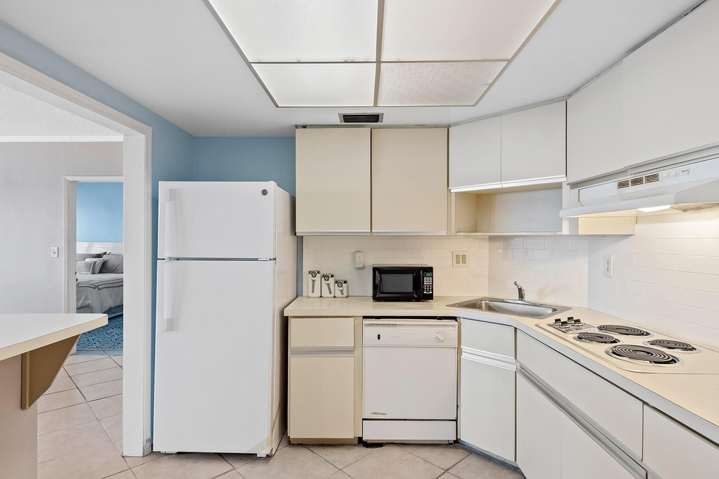 3800 Galt Ocean Drive - Photo 11