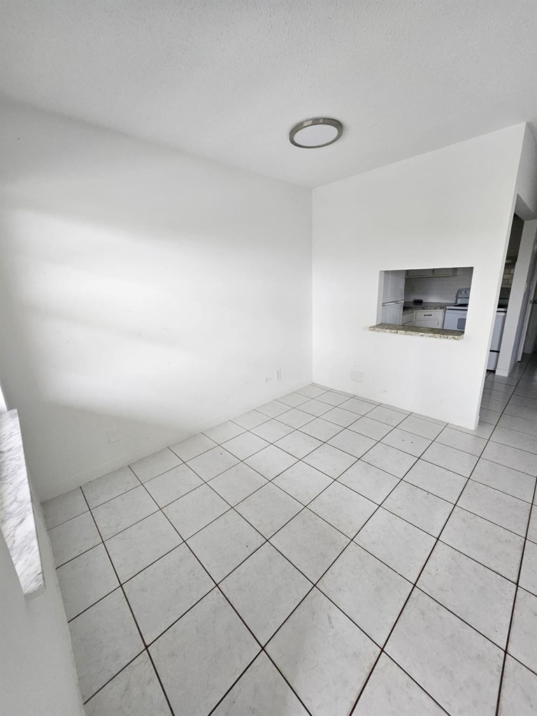 1150 Ne 17th Court - Photo 3