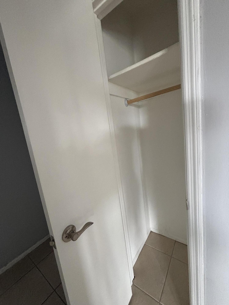 11421 Nw 39th Place - Photo 9