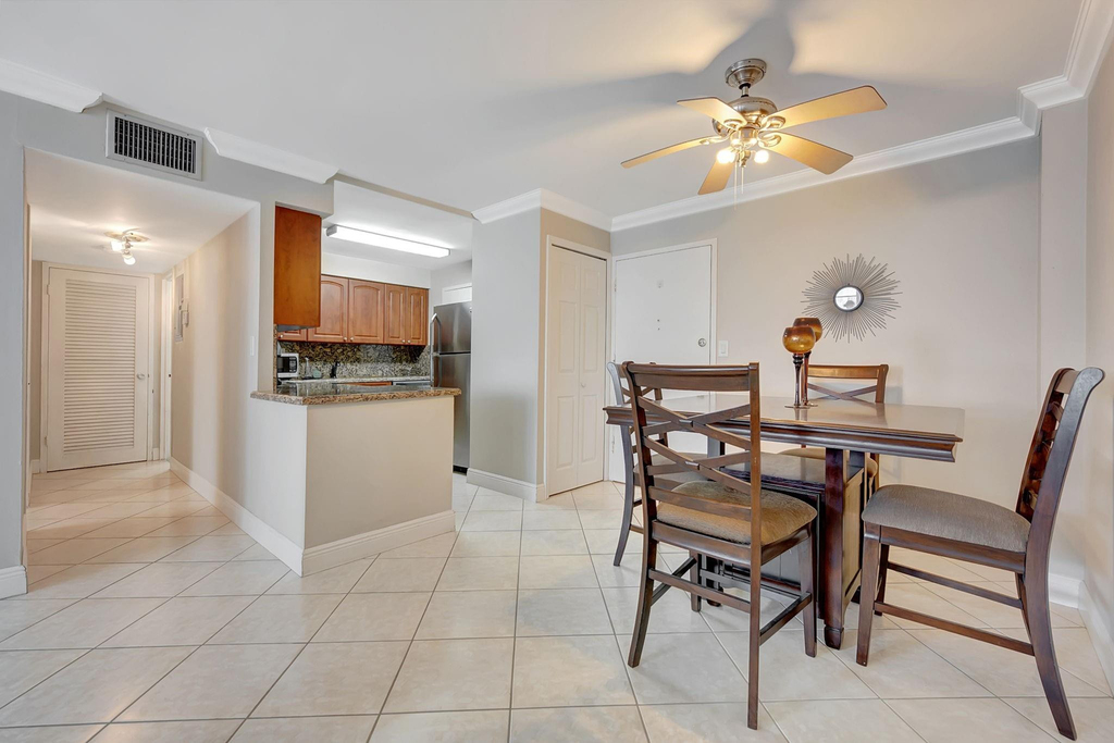 1913 S Ocean Drive - Photo 6