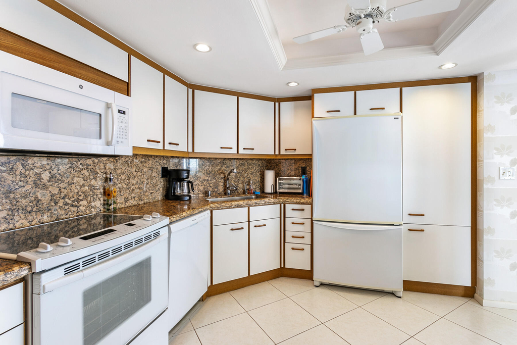 5070 N Ocean Drive - Photo 9