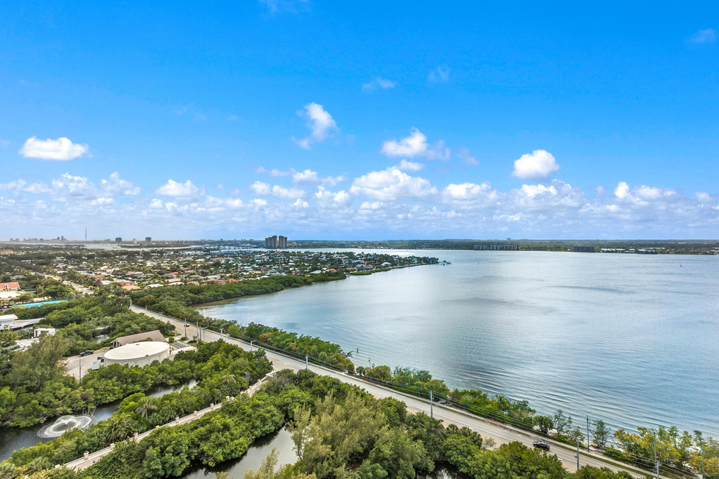 5070 N Ocean Drive - Photo 11