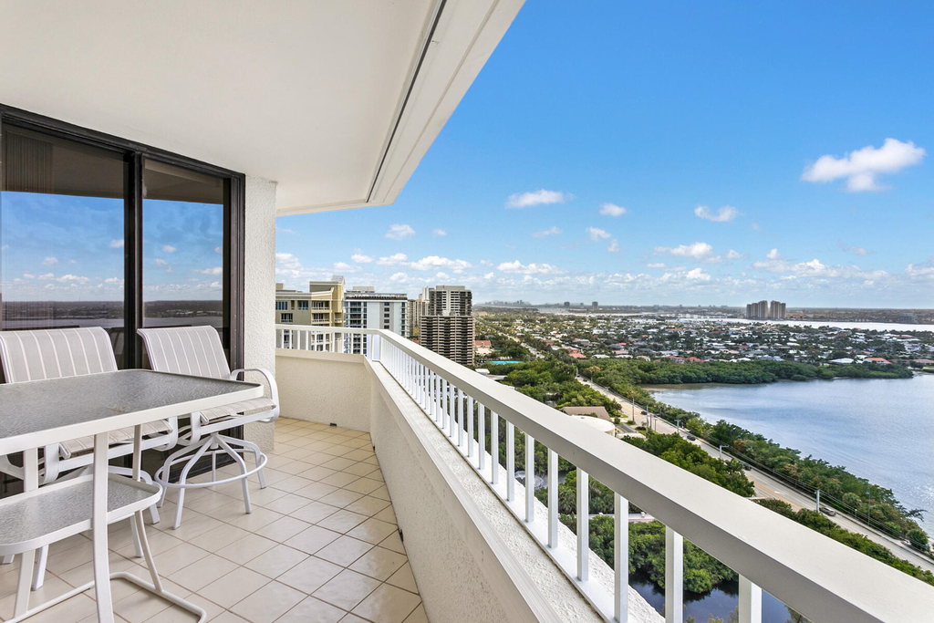 5070 N Ocean Drive - Photo 14