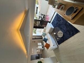 330 Se 20th Avenue - Photo 9