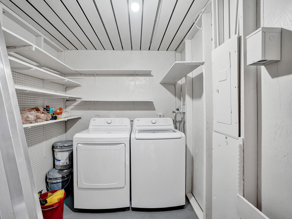 3747 E Valley Green Drive - Photo 29