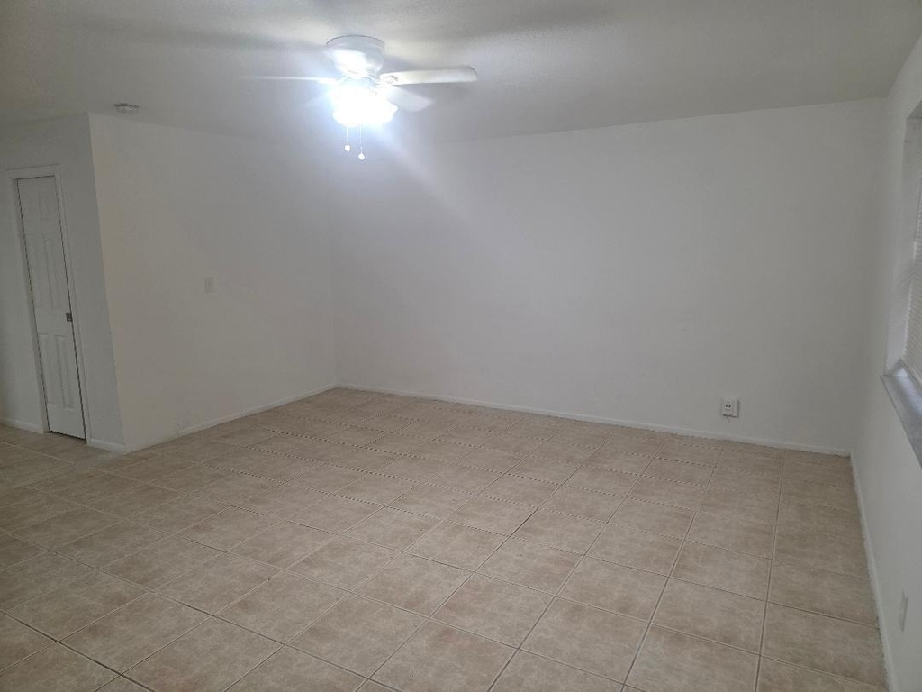 3800 Sw 2nd Court - Photo 3